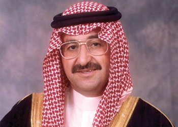 Mousaied Alshieshakly, owner and general manager of Masa. Masa inspection team ensures the quality of service by on-spot training. Masa technician spraying the manholes to kill cockroaches. Mousaied Alshieshakly, owner and general manager of Masa.