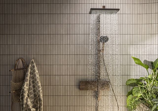 Hansgrohe Raindance Alive ... sophisticated nozzle structure.