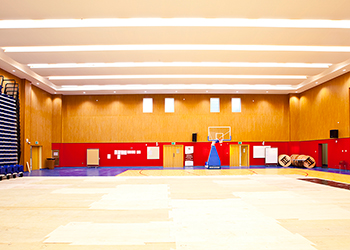Ajyal Alfalah is a contemporary school building designed with bright spacious areas.