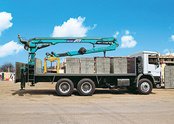 Dongyang truck-mounted cranes ... part of SDEC’s portfolio.