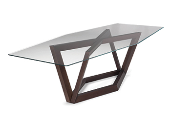 The Hex dining table from Natuzzi.